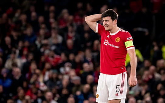 Biệt thự gia đình bị dọa đánh bom, Harry tỷ lệ bóng đá kèo nhà cái có nguy cơ rời Man United