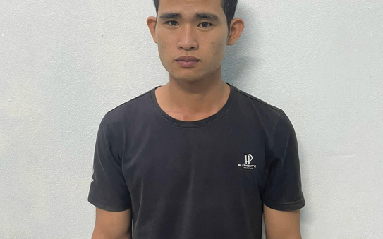 Bị chặn tỷ lệ kèo nhà cái kiểm tra nồng độ cồn, thanh niên tông trọng thương công an