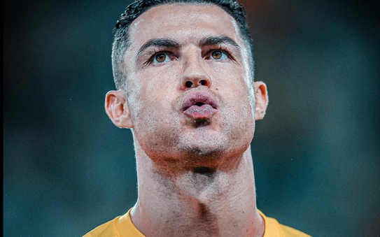 Ronaldo được fan Messi bênh vực khi có ảnh chế với hạng 829 ứng viên tỷ lệ cá cược kèo nhà cái