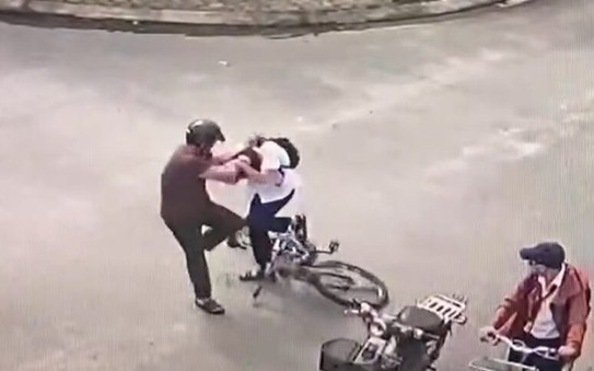 Giám định thương tích vụ học tỷ lệ kèo nhà cái malaysia lớp 9 bị cha bạn đánh nhập viện