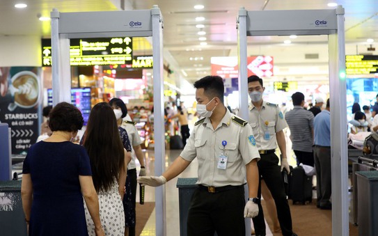 Tăng cường soi chiếu khách tỷ lệ kèo góc nhà cái và hành lý xách tay