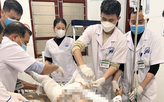 Nghi mâu thuẫn với vợ, chồng đổ xăng lên tỷ lệ bóng đá kèo nhà cái tự thiêu