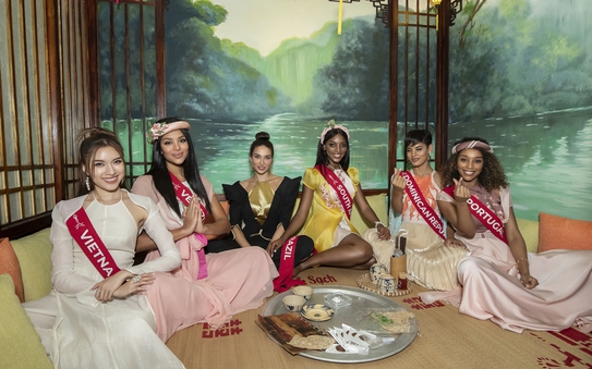 Người đẹp Miss Charm 2023 thích thú với bánh xèo, thịt đông, phở tỷ lệ bóng đá kèo nhà cái