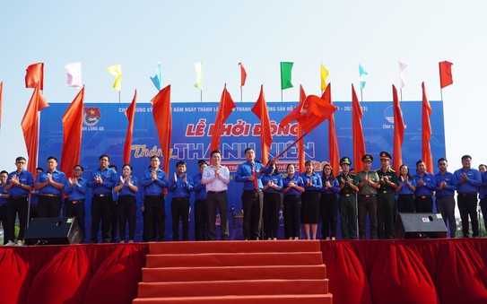 “Đường cờ Tổ quốc” đến với Long bóng đá tỷ lệ kèo nhà cái