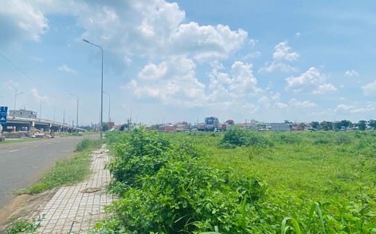 Mòn mỏi chờ xét xử