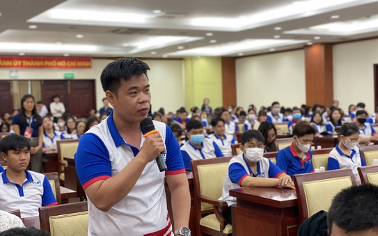 Đối thoại với sinh viên, Trường ĐH Hùng Vương giải quyết ngay nhiều vấn đề