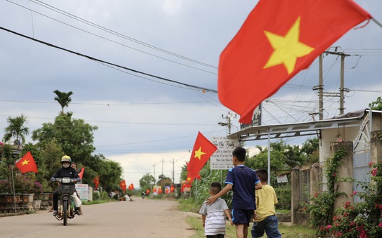 Rực rỡ "Đường bóng đá tỷ lệ kèo nhà cái" qua xã Ea Hu – Đắk Lắk