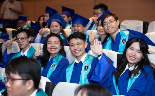 Khoảnh khắc ấn tượng trong lễ tốt nghiệp của hơn 1.400 sinh tỷ lệ kèo nhà cái