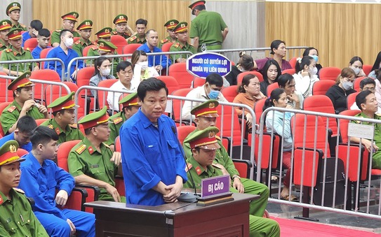 “Anh em xã hội” Phú Quốc bất ngờ chỏi bóng đá tỷ lệ kèo nhà cái tại tòa