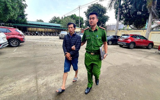 Đối tượng "vào tù ra khám" tiếp tục đột nhập nhà dân tỷ lệ cá cược kèo nhà cái vàng