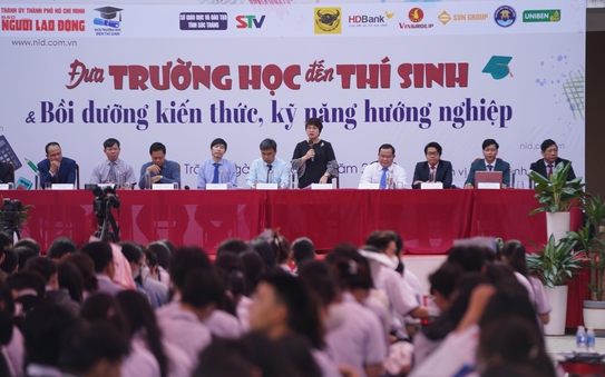 "Đưa trường học đến thí tỷ lệ kèo góc nhà cái" năm 2024: Tư vấn thiết thực, hướng nghiệp hiệu quả