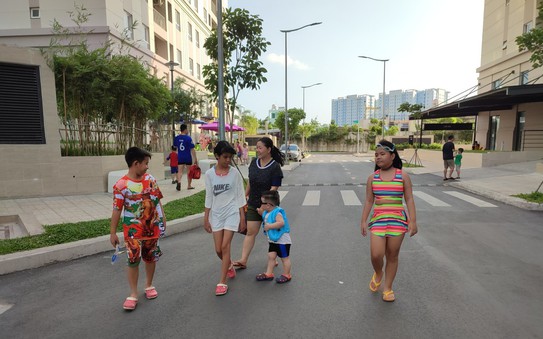 Công nhân tăng ca để tỷ lệ kèo góc nhà cái nhà ở xã hội nhưng bị ràng buộc bởi thuế thu nhập