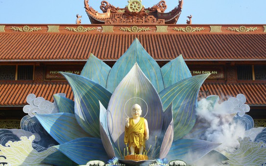 Đại lễ tỷ lệ bóng đá kèo nhà cái Phật lịch 2568: Cùng nhau xây dựng những giá trị hạnh phúc