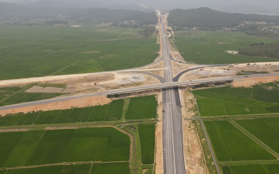 Cao tốc Diễn Châu - Bãi Vọt bắt đầu tỷ lệ bóng đá kèo nhà cái phí từ ngày 5-1-2025