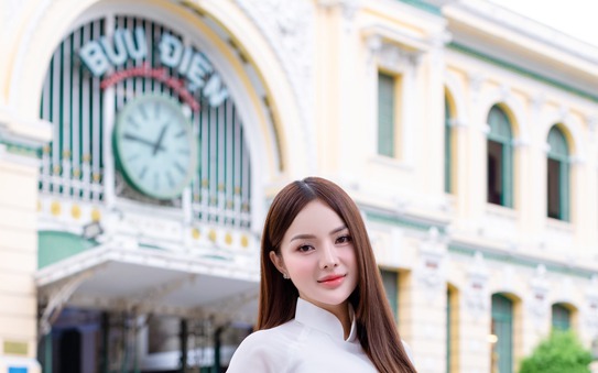 kèo nhà cái tỷ lệ bóng đá Nene cảm thấy tự hào khi khoác lên mình chiếc áo dài