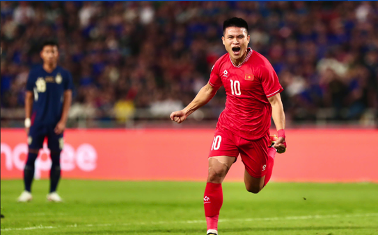 HLV Kim tỷ lệ kèo nhà cái malaysiang-sik hé lộ lý do "giấu" Tuấn Hải tới tận chung kết