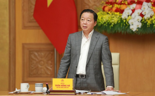 Phó Thủ tướng: Bổ sung thẩm quyền cho công an cơ sở xử lý vi phạm gây ô nhiễm không khí