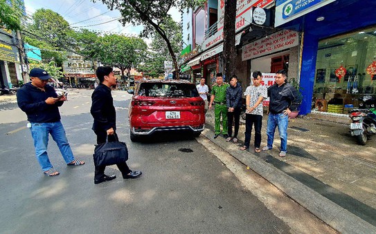 Nhóm thiếu niên sống lang thang liên tiếp trộm cắp tài sản trên xe đỗ ngoài đường