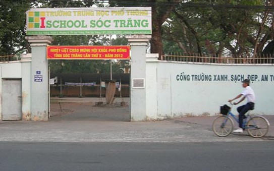 Học sinh dùng gậy đánh thầy tỷ lệ kèo nhà cái