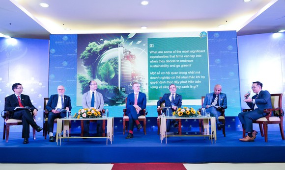 Nam A Bank chung tay cùng TP HCM phát triển xanh