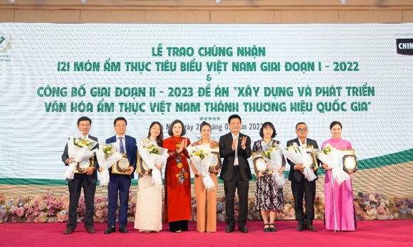 CHIN-SU đồng hành cùng Hiệp hội văn hóa ẩm thực Việt Nam vinh danh 121 món ăn tiêu biểu năm 2022