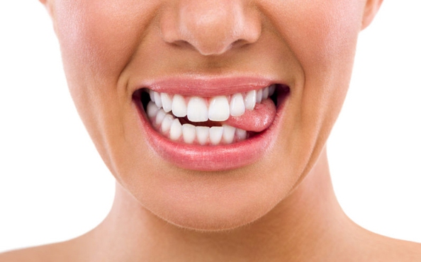 tỷ lệ cá cược kèo nhà cái đứt lưỡi phụ nữ để... tránh bị hôn