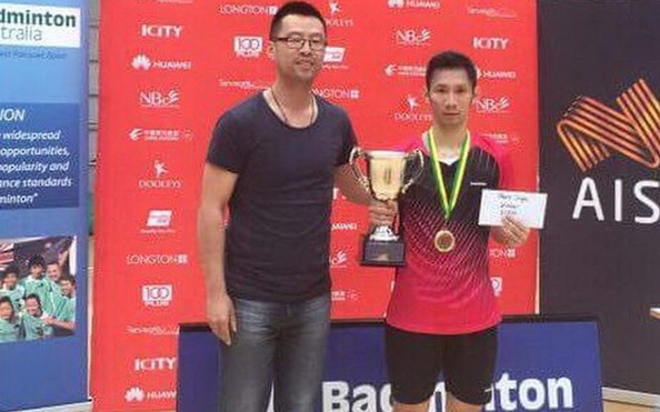 Tiến Minh vô địch nhưng không được giữ cúp