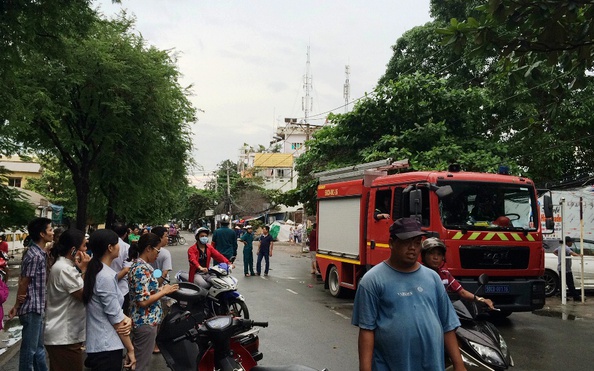 TP HCM: Gây rối, chém côtỷ lệ cá cược kèo nhà cái an rồi đốt nhà