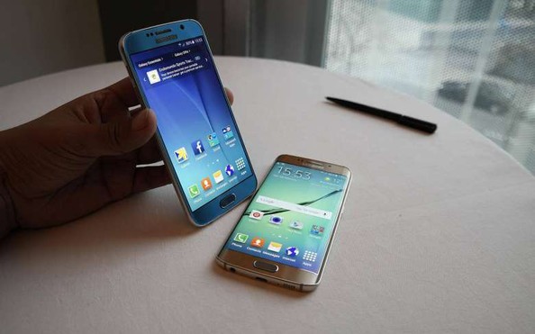 Samsung Galaxy S6 bốc khói trên máy bay