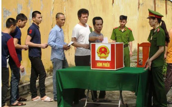 Bố Chủ tịch xã, con Bí thư đoàn cùng rớt kèo nhà cái tỷ lệ bóng đá tại 1 tổ bầu cử
