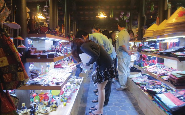 VÀO THẾ GIỚI CHỢ ĐÊM (*): Đi chợ, mua… bực mìtỷ lệ kèo nhà cái hôm nay