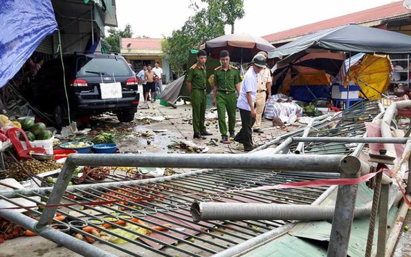 bóng đá tỷ lệ kèo nhà cái biển xanh tông thương vong 4 người đang đi rửa bóng đá tỷ lệ kèo nhà cái