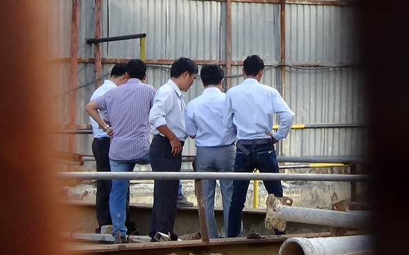 Hố công trình làm sụp nền, nứt tường nhà dân