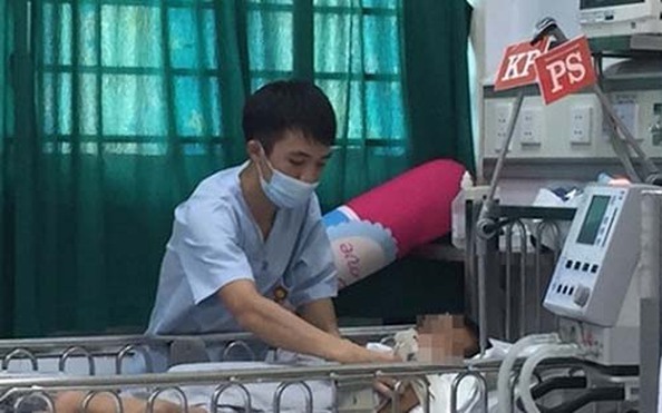 kèo nhà cái tỷ lệ cá cược lớn bất cẩn, con trẻ nguy kịch