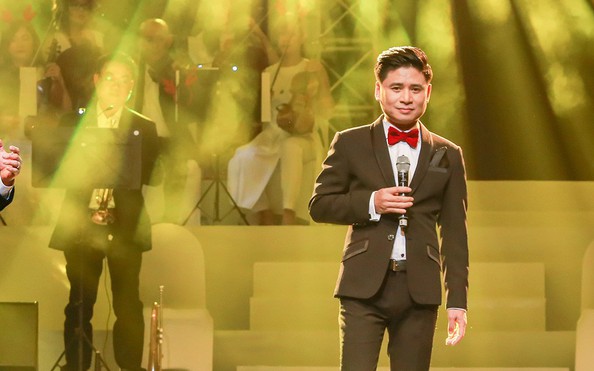 Khi âm nhạc đẹp cất lên