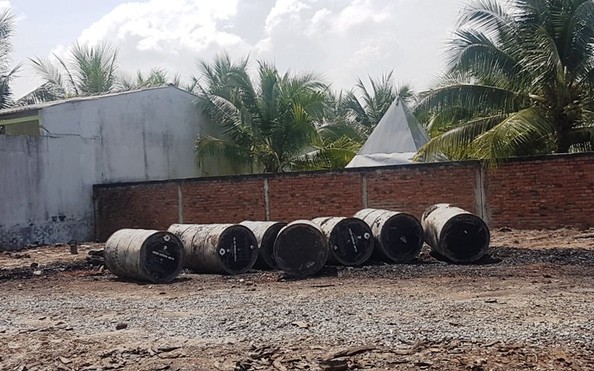 Giám đốc mang cả xe tải đi trộm... tỷ lệ kèo nhà cáiựa đường