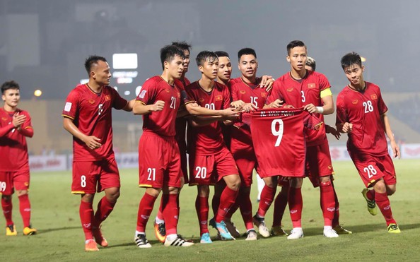 Đồng đội ghi 3 bàn tri ân Văn Toàn, tỷ lệ kèo nhà cái malaysia chia tay AFF Cup vì chấn thương nặng
