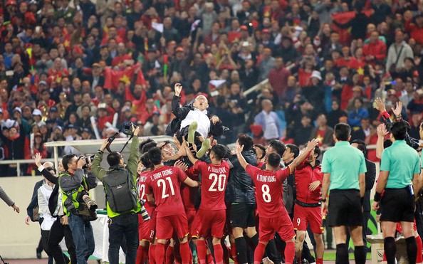 Giảm giá vé tỷ lệ bóng đá kèo nhà cáim tuyển Việt Nam - Triều Tiên sau cơn sốt vô địch AFF Cup