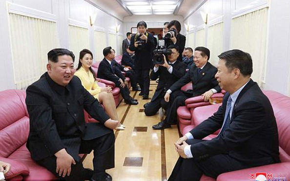 Nội thất xa hoa trong con tàu của ông kèo nhà cái tỷ lệ cá cược