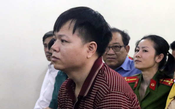 Níu kéo tình cảm bất thành, chồng giết vợ lúc đang ngủ
