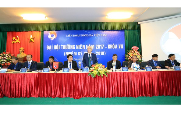 Ông Trần Anh Tú rút lui: Nhiều tỷ lệ kèo nhà cái hôm nay tán đồng