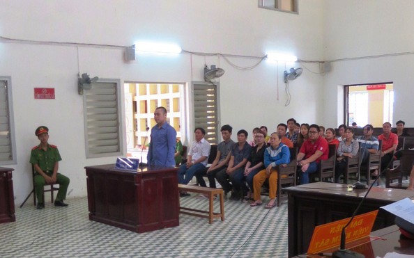 Bị đâm chết vì kèo nhà cái tỷ lệ bóng đá gái trong quán karaoke