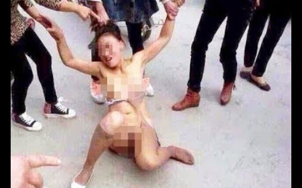 Đánh ghen, ai đau hơn ai?