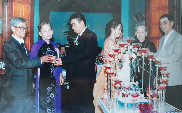 Cưới chồng tỷ lệ cá cược kèo nhà cái… con dâu
