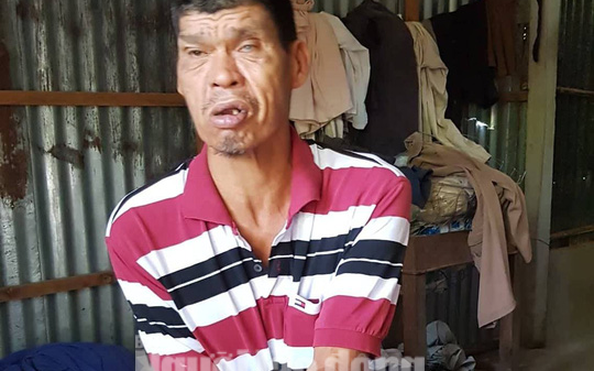 Cuộc sống khó khăn của tỷ lệ bóng đá kèo nhà cái "khổng lồ" cao hơn 2,1 m ở miền Tây