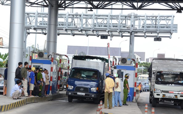 Tài xế phản ứng, đòi dời Trạm tỷ lệ bóng đá kèo nhà cái phí T2 trên Quốc lộ 91
