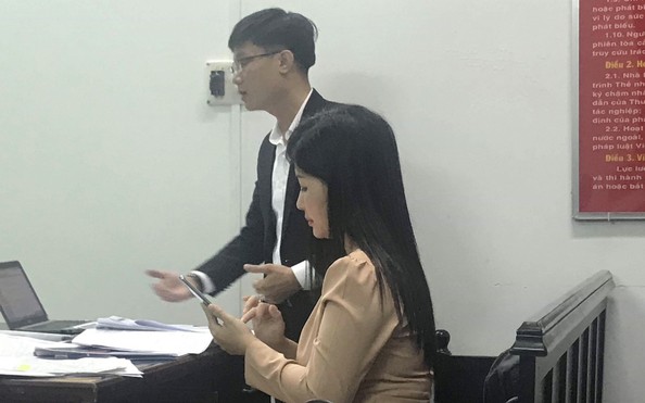 Kiện tụng khởi tranh từ chia sẻ trên... facebook