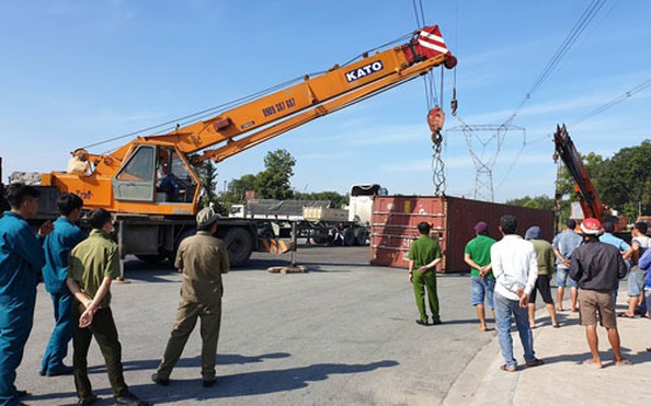 Xử sao với container lìa khỏi tỷ lệ kèo góc nhà cái?