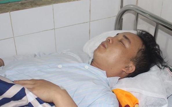 Giám định mẫu máu tỷ lệ kèo nhà cái hôm nay phó phòng ngân hàng đâm chết bố, chém mẹ và em gái