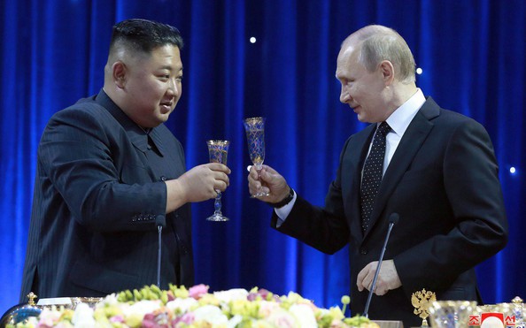 Sau Tổng thống Mỹ, lãnh đạo tỷ lệ cá cược kèo nhà cái “tâm đầu ý hợp” với Tổng thống Nga